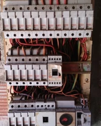 0-tableau-electrique-vetuste 0-tableau-electrique-vetuste